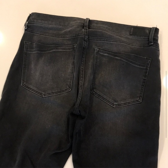 EXPRESS Black Mid Rise Stretch Ankle Jeans - Picture 4 of 8